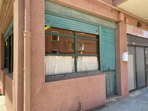 Local comercial en calle de Lizardi