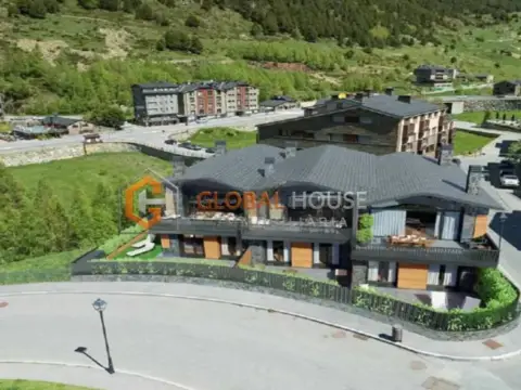3-bedroom chalet for sale in El Tarter, Canillo · 15 of 60