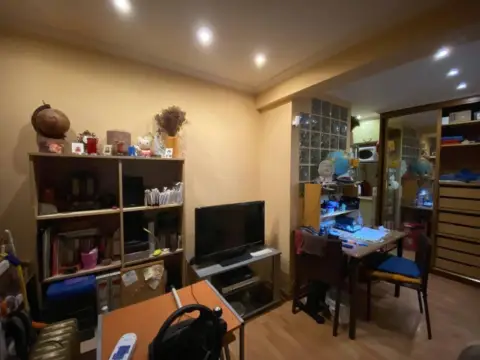 Local comercial en calle Bertsolari Txirrita