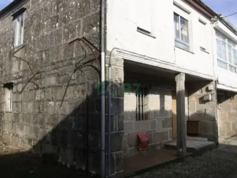Casa rústica en A Cortella