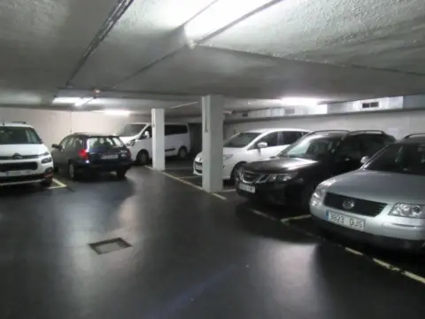 Garaje en Mirakontxa Pasealekua