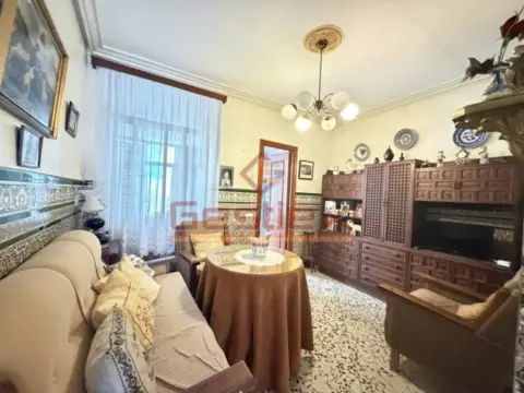 Chalet en Almendralejo