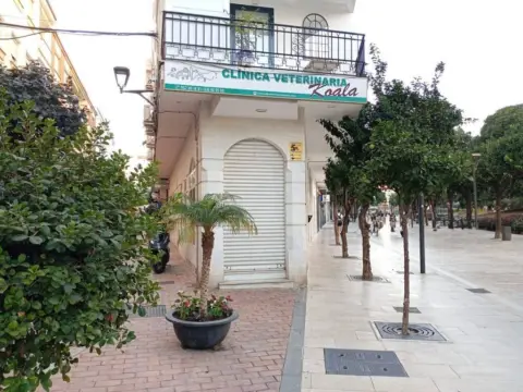 Local comercial en Estepona