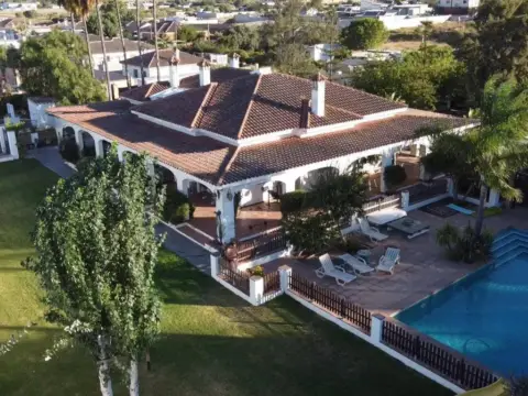 Casa en Urbanizaciones Zona Norte