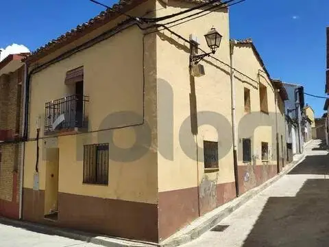 Piso en Peralta De Alcofea Centro Urbano