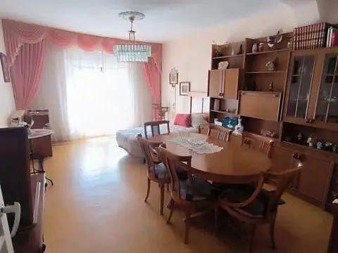 Casa adosada en Melgar de Fernamental