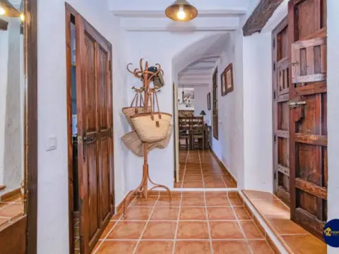 Casa rústica en Ítrabo