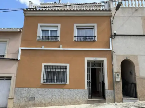 Chalet en calle de Santa Isabel