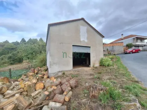 Casa en Barral (Leiro)