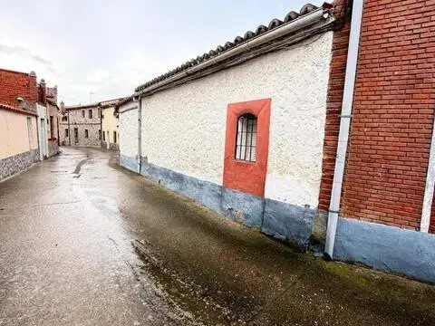 Casa rústica en Manganeses de La Lampreana