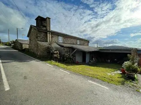Chalet en A Igrexa (As Somozas)