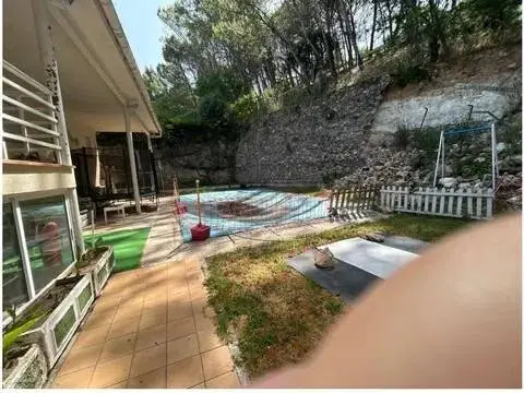Chalet en Iriépal-Taracena-Usanos-Valdenoches