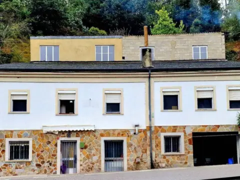 Casa en Ove (Resto Parroquia)