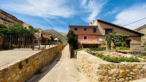 Casa rústica en Villarluengo