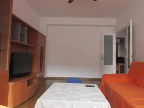 Piso en calle del Alcalde Usero