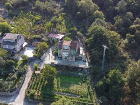Chalet en A Lamela (Pereiro de Aguiar)