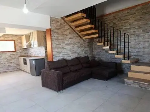 Casa rústica en Vega de San Mateo