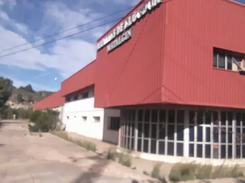 Nave industrial en Millares