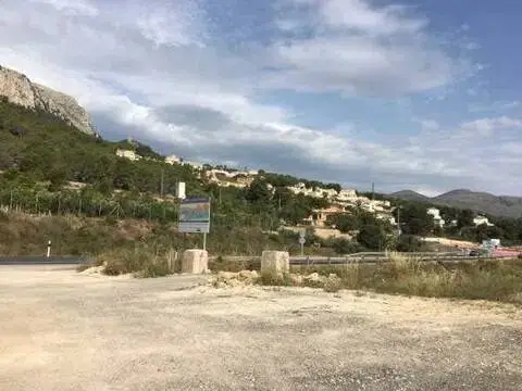 Terreno en Las Adelfas-Benicolada-Garduix