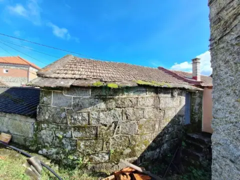 Casa rústica en Abelenda Das Penas