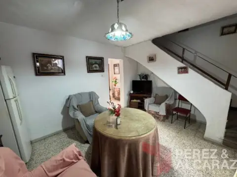 Casa adosada en calle de los Hermanos Romero