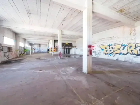Nave industrial en Les Martines-Can Palet de Vista Alegre