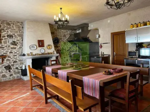 Chalet en calle Fuente