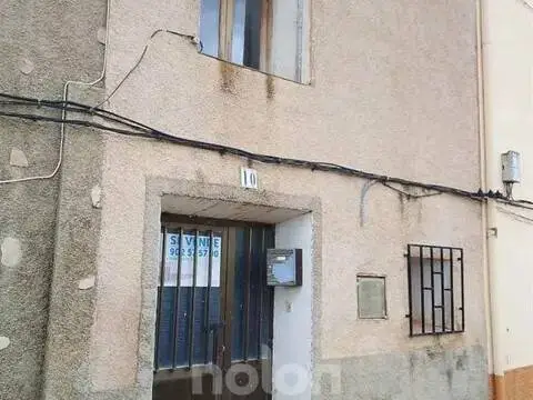 Casa adosada en Villarroya del Campo