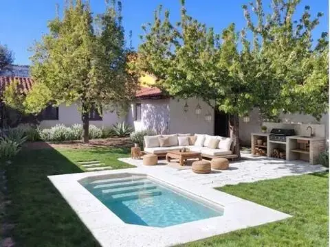 Chalet en calle de la Condesa Mencía