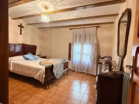 Chalet en Puertomingalvo