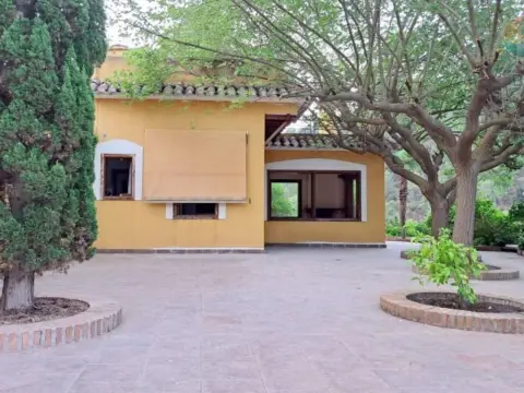Casa rústica en Azaraque