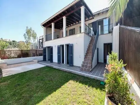 Casa en calle Almendros Golf, 14