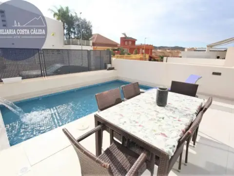 Chalet en calle calle H, 12