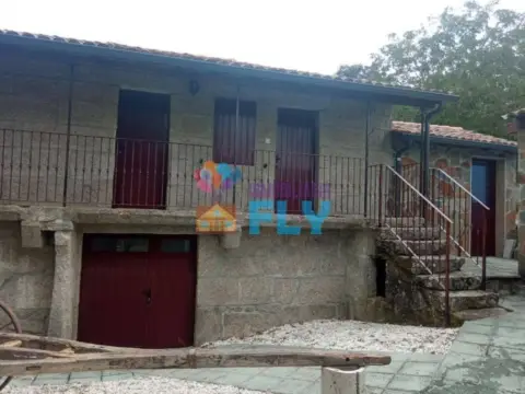Casa rústica en A Merca