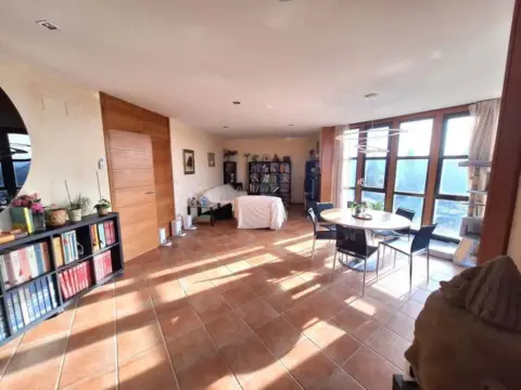 Chalet en calle Esteguín