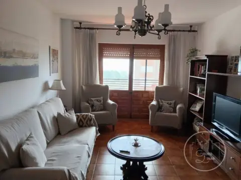 Piso en Poyales del Hoyo