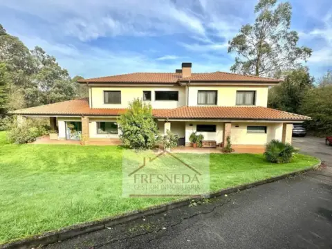 Casa en Urbanización Soto de Llanera