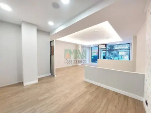 Local comercial en Casco Vello