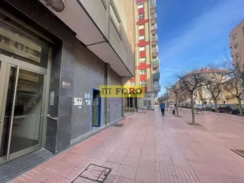Local comercial en Ensanche