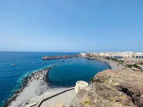 Piso en calle Isla de La Gomera