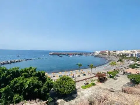 Piso en calle Isla de La Gomera