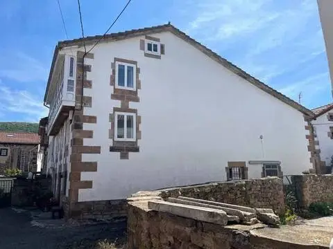 Casa rústica en calle Plaza Correo, 36