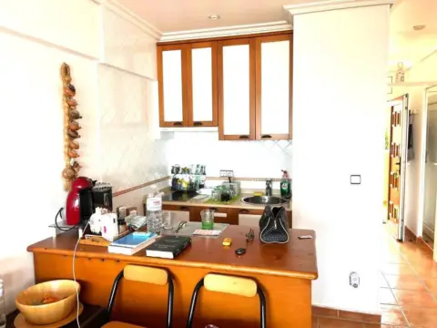 Piso en calle Baiona Centro