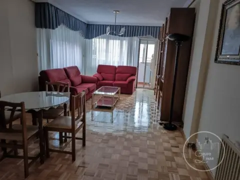 Piso en Ávila Capital
