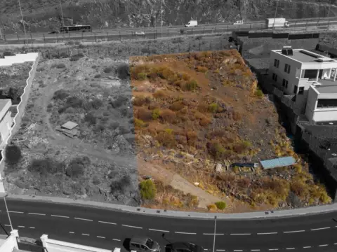 Terreno en calle calle J. San Elcano, 4