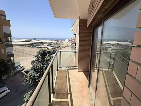Piso en Adra