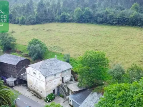 Casa adosada en calle Estilleiro. 33796, Coana (Asturias)