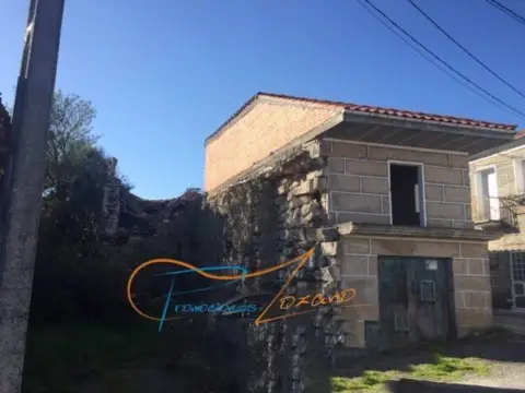 Casa rústica en Rúa das Viudas, 2