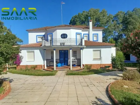 Casa en Castilblanco de los Arroyos