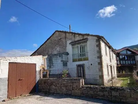 Casa rústica en calle Barrio Soto, 118